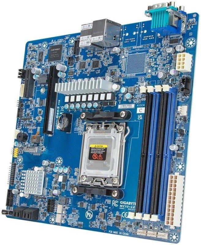 Image of gigabyte mc13-le0